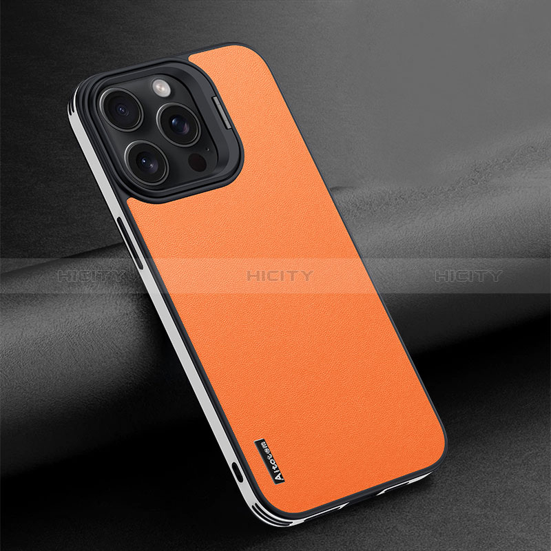 Custodia Lusso Pelle Cover AT4 per Apple iPhone 15 Pro Arancione