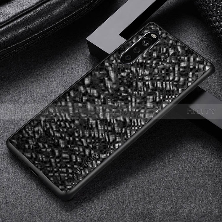 Custodia Lusso Pelle e Plastica Opaca Cover per Sony Xperia 10 III