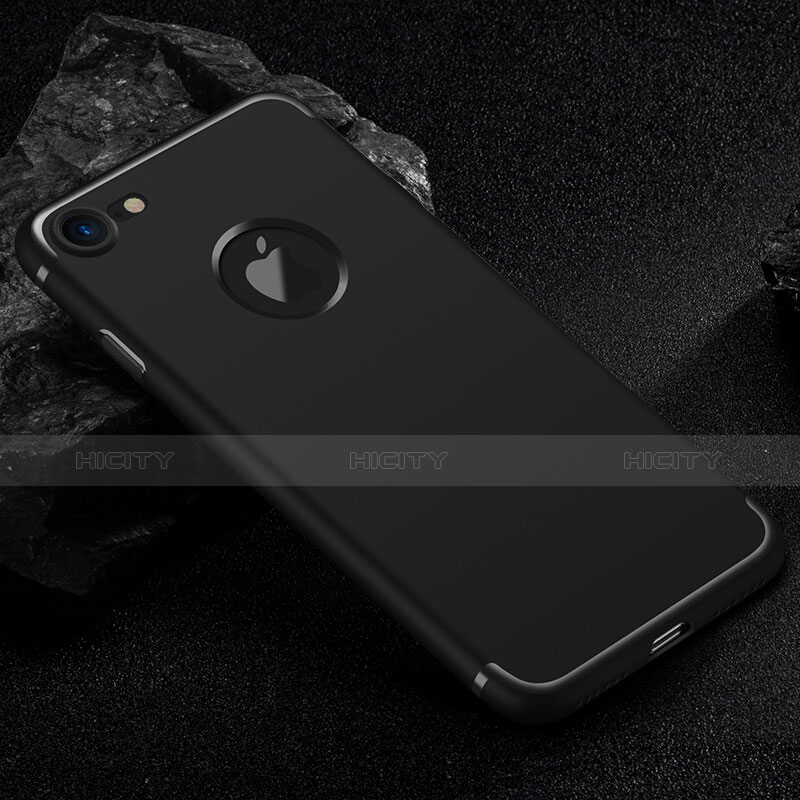 Custodia Plastica Rigida Opaca con Foro per Apple iPhone 7 Nero