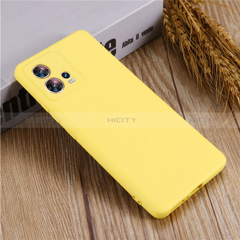 Custodia Silicone Ultra Sottile Morbida 360 Gradi Cover per Motorola Moto Edge 30 Fusion 5G Giallo