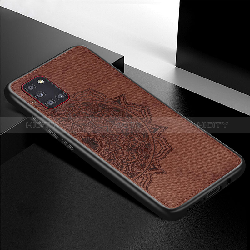 Custodia Silicone Ultra Sottile Morbida Cover con Magnetico S04D per Samsung Galaxy A31 Marrone